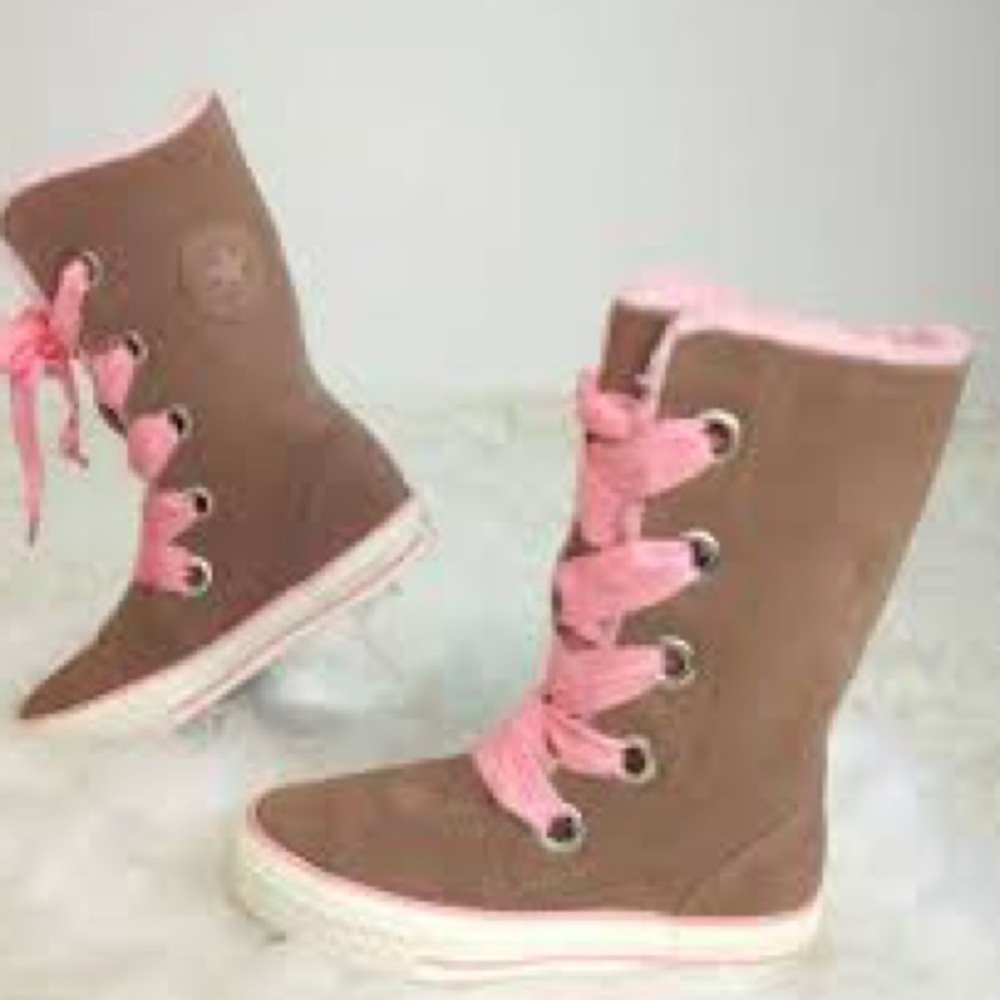CONVERSE All Stars 1.5 UNISEX Sherpa Lined Beverly Lace Up X-Hi Top